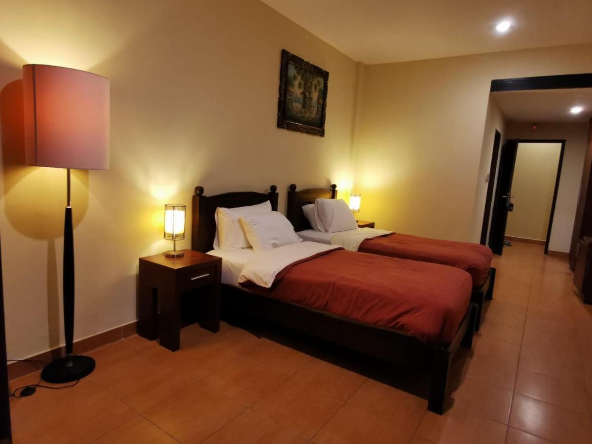 Dalia Budget Hotel Сенгиги Екстериор снимка